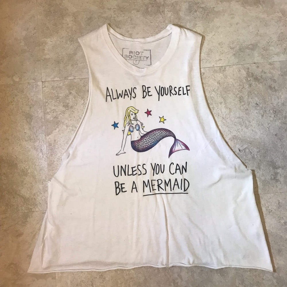 Riot Society Cut-off tank Size S